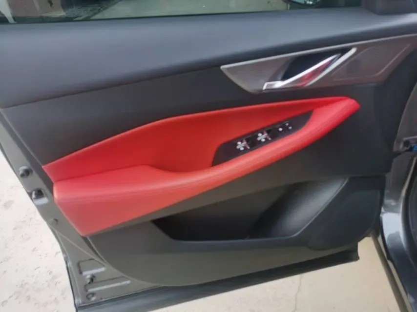 2021 ChangAn CS35 Plus 1.4T 160HP L4 7DCT,autocango,china used car exporter,china ev exporter,chinese used car exporter,chinese used ev exporter