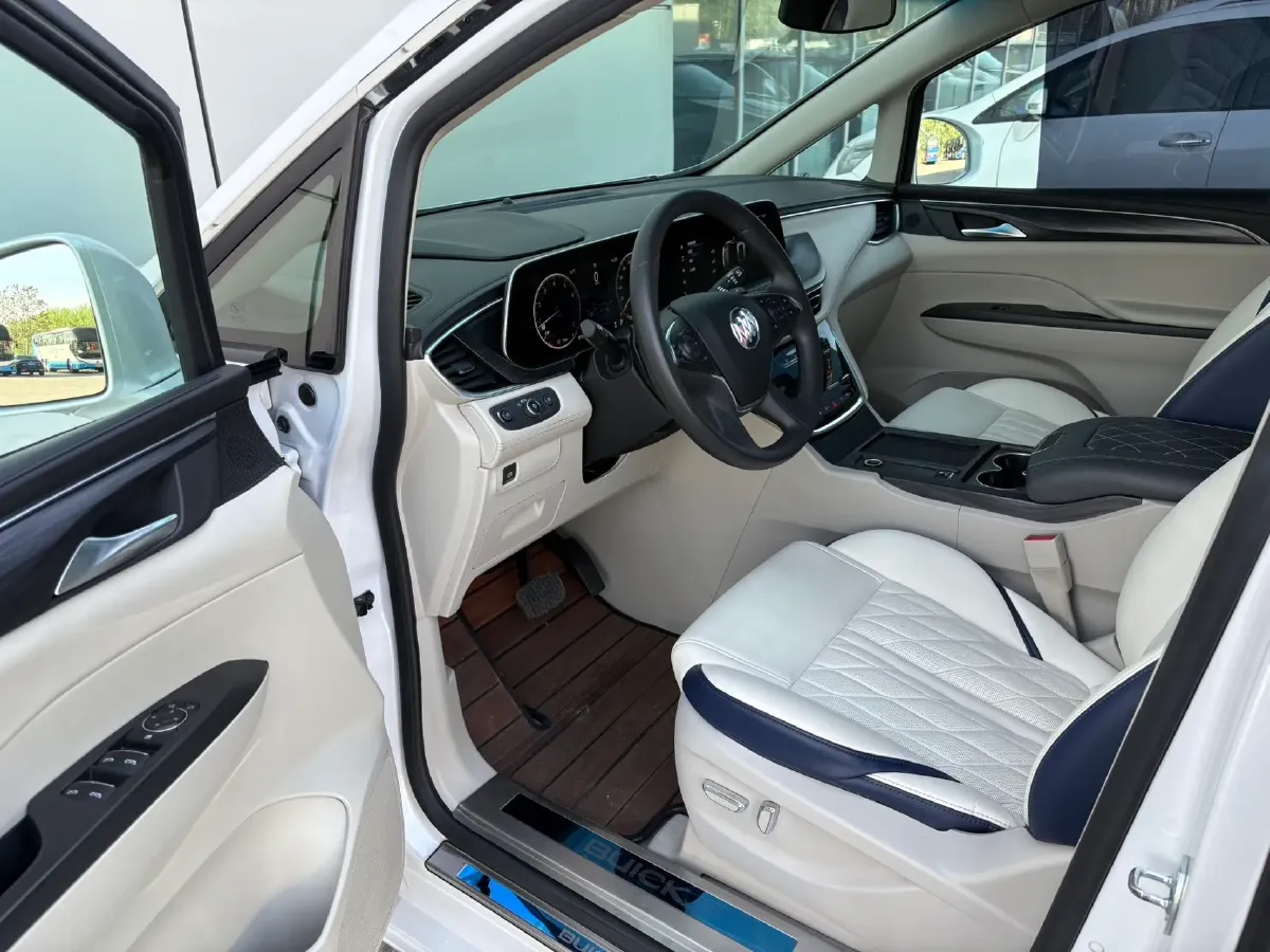 2021 Buick GL8 2.0T 237HP L4 9AT,autocango,china used car exporter,china ev exporter,chinese used car exporter,chinese used ev exporter