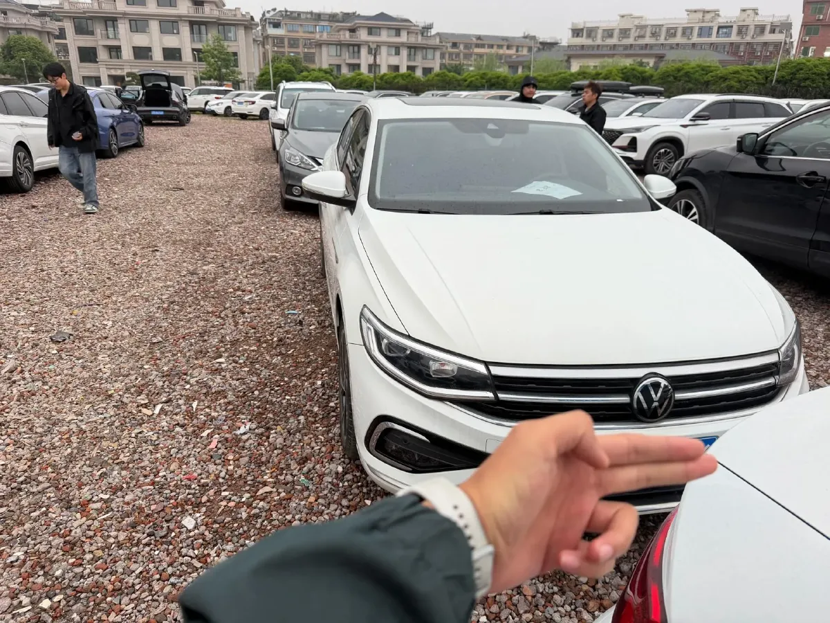 2023 Volkswagen Bora 1.5T 160HP L4 7DCT,autocango,china used car exporter,china ev exporter,chinese used car exporter,chinese used ev exporter