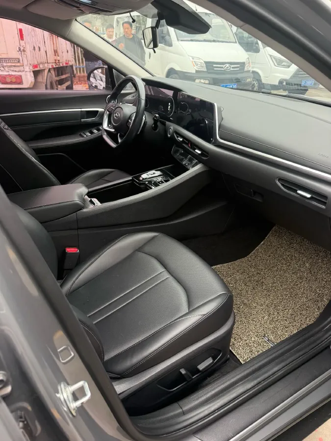 2020 Hyundai Sonata 1.5T 170HP L4 7DCT,autocango,china used car exporter,china ev exporter,chinese used car exporter,chinese used ev exporter