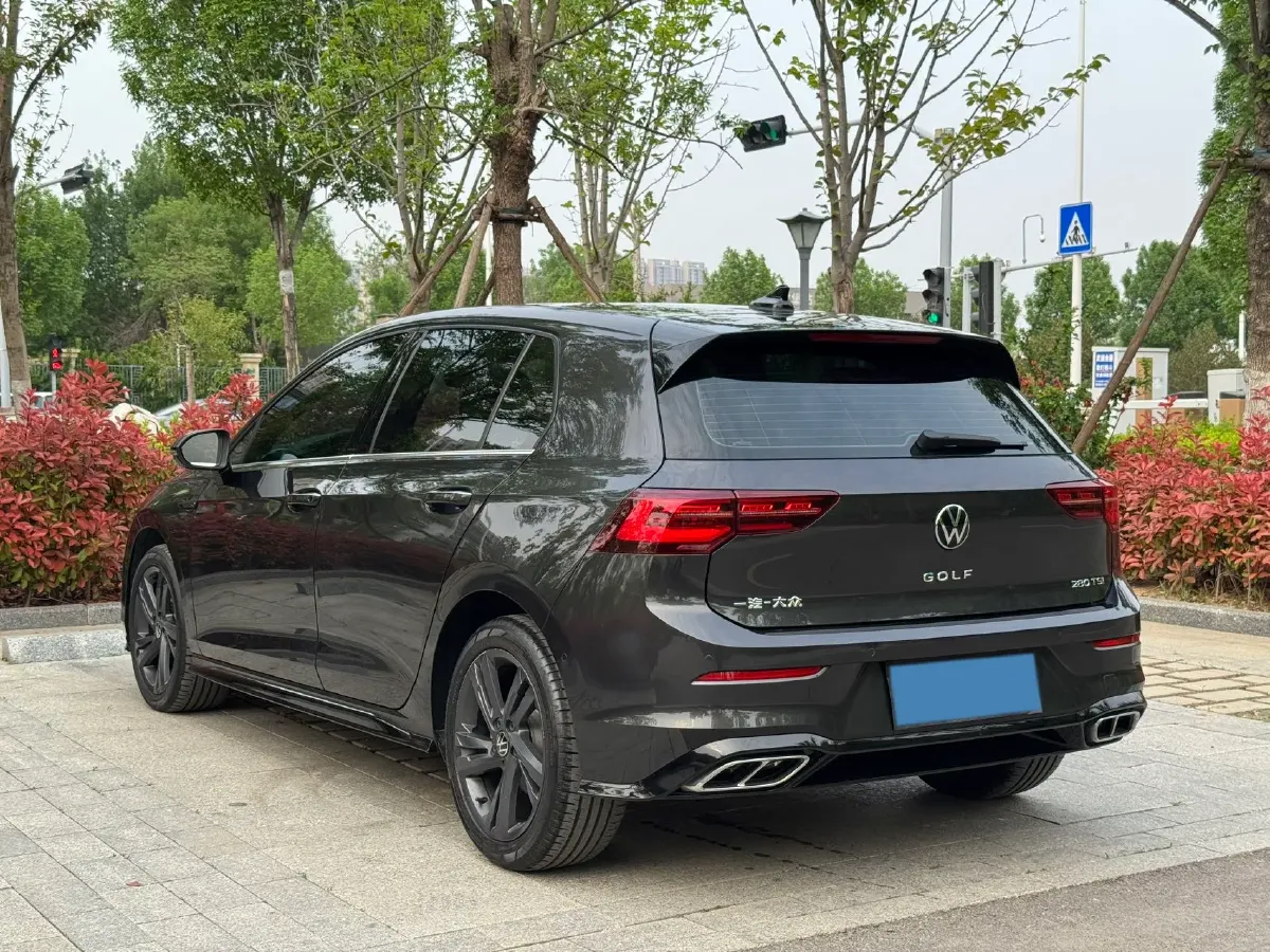 2023 Volkswagen Golf 1.4T 150HP L4 7DCT,autocango,china used car exporter,china ev exporter,chinese used car exporter,chinese used ev exporter