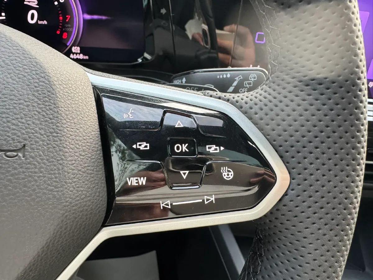 2023 Volkswagen Golf 1.4T 150HP L4 7DCT,autocango,china used car exporter,china ev exporter,chinese used car exporter,chinese used ev exporter