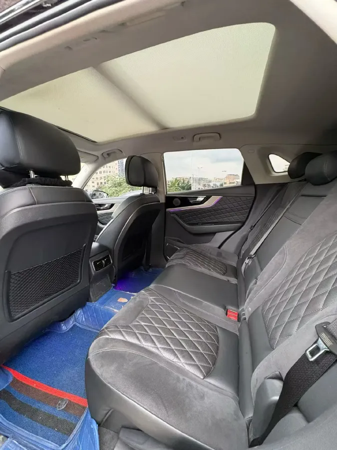 2019 HongQi HS5 2.0T 224HP L4 6AT,autocango,china used car exporter,china ev exporter,chinese used car exporter,chinese used ev exporter