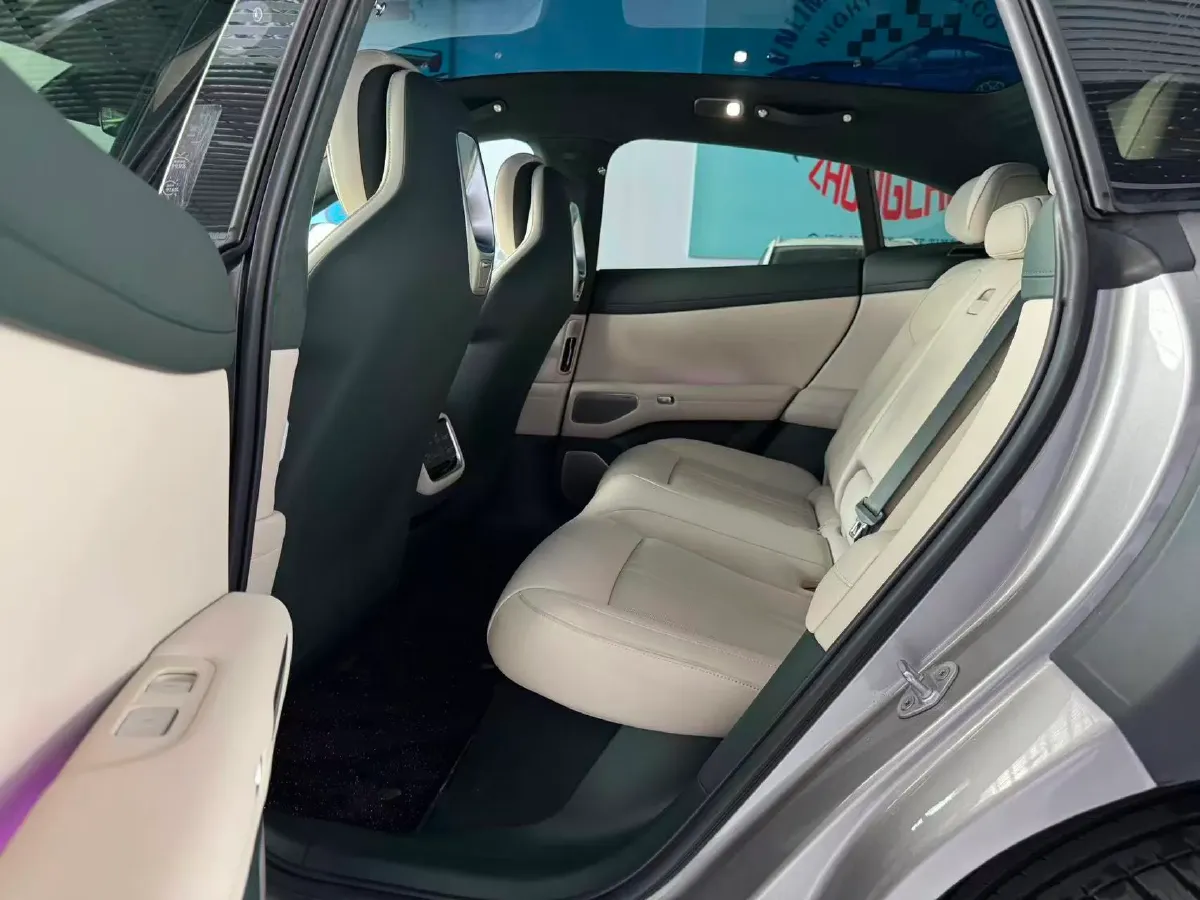 2025 MI YU7 BEV 101.7KWH,autocango,china used car exporter,china ev exporter,chinese used car exporter,chinese used ev exporter