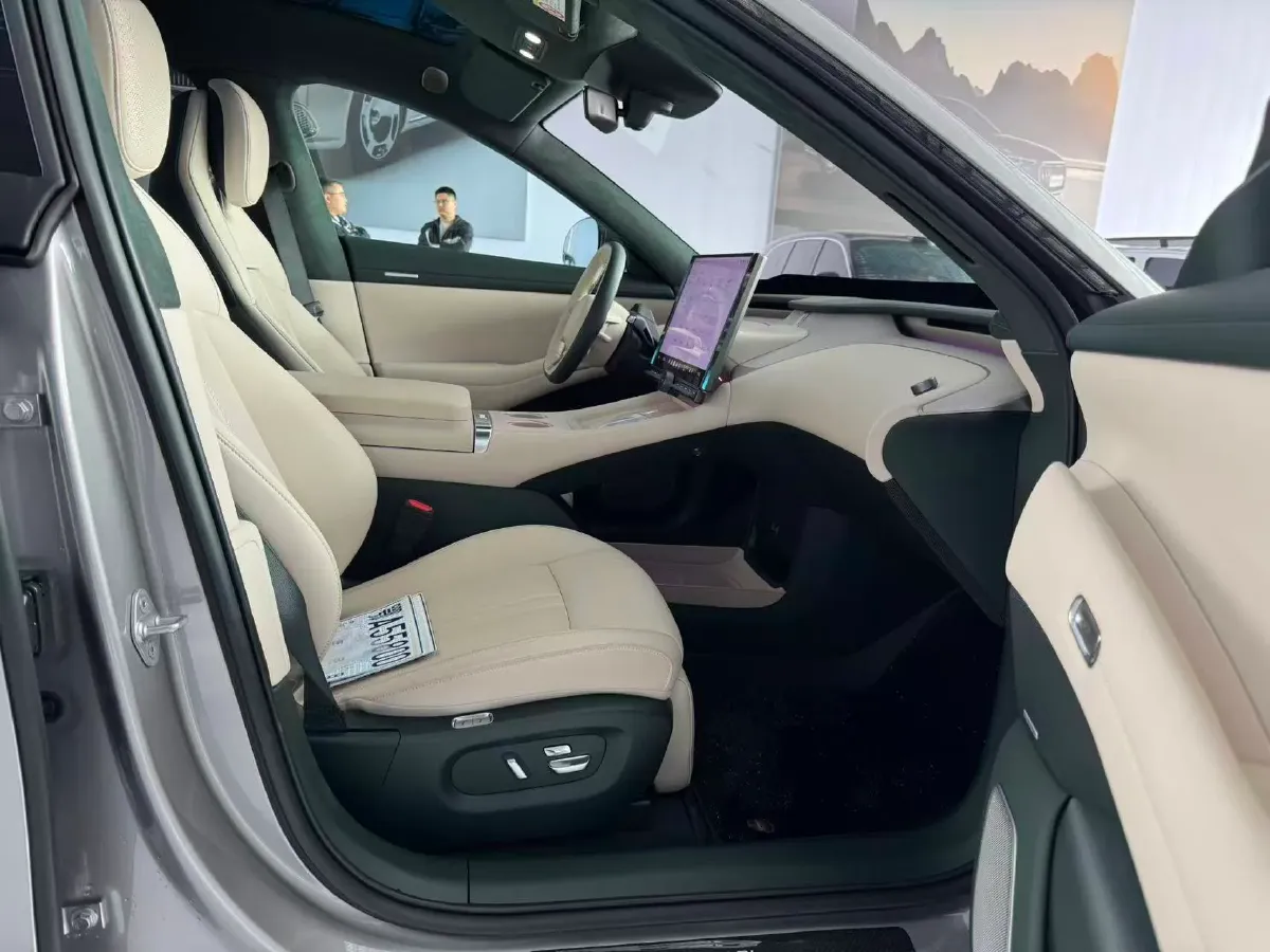 2025 MI YU7 BEV 101.7KWH,autocango,china used car exporter,china ev exporter,chinese used car exporter,chinese used ev exporter