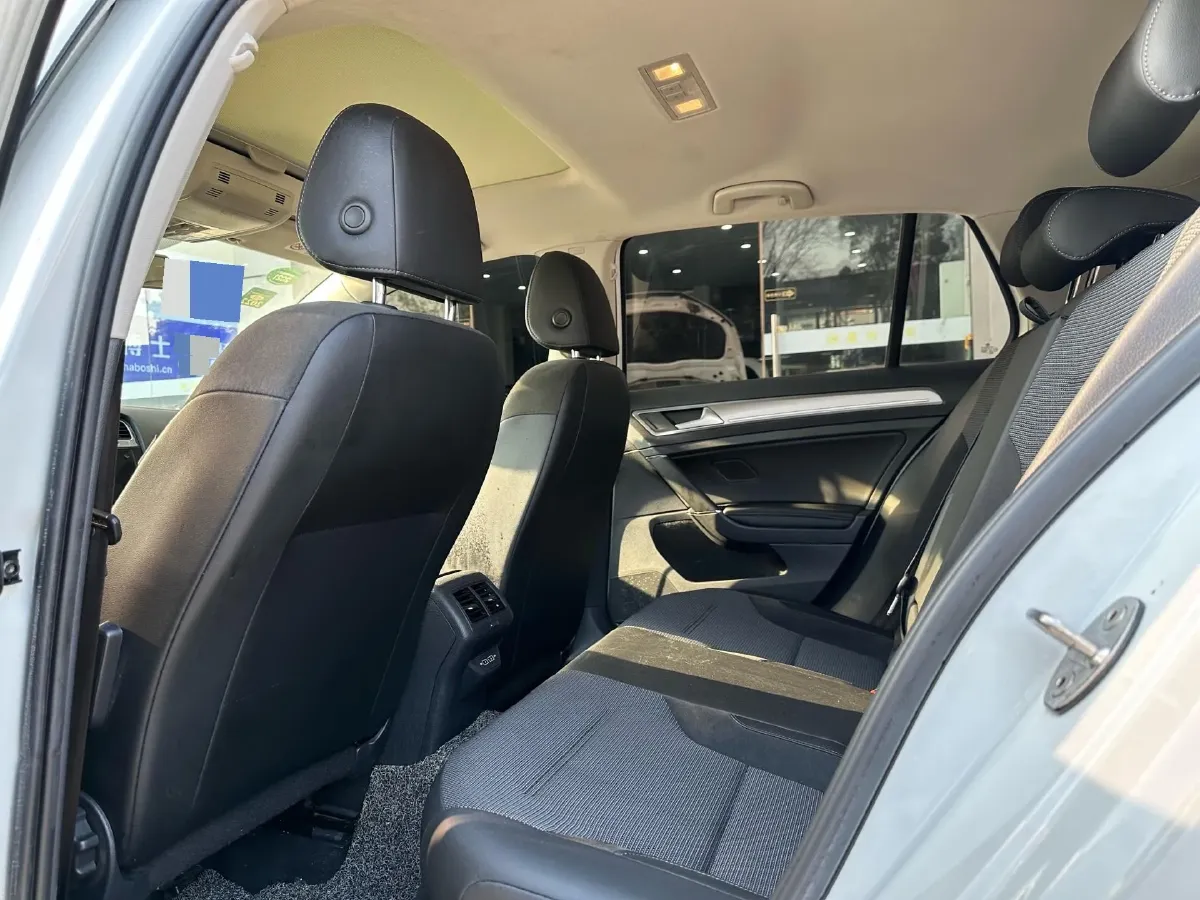 2020 Volkswagen Golf 1.4T 150HP L4 7DCT,autocango,china used car exporter,china ev exporter,chinese used car exporter,chinese used ev exporter