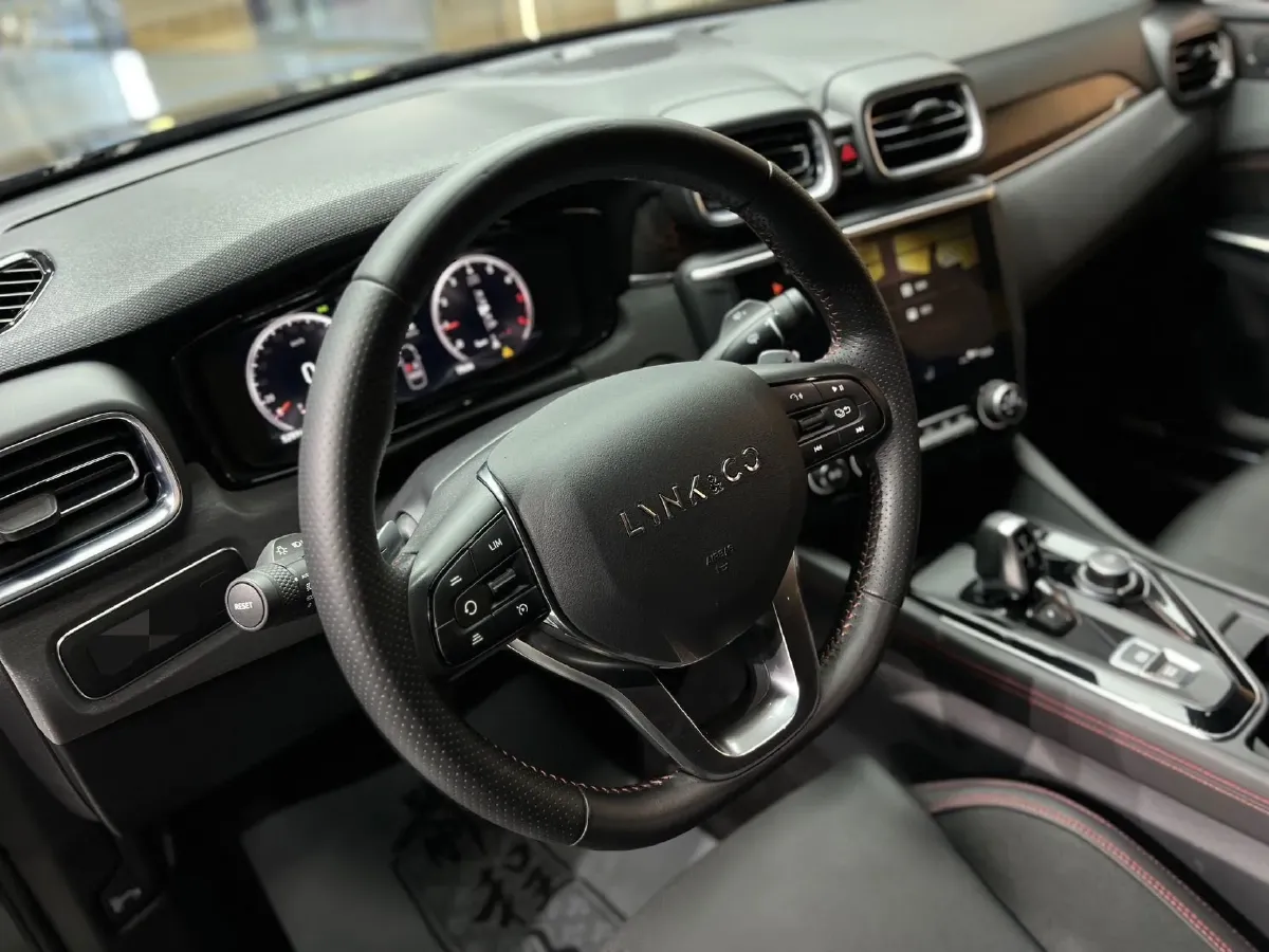 2018 LYNK&CO 02 1.5T 180HP L3 7DCT,autocango,china used car exporter,china ev exporter,chinese used car exporter,chinese used ev exporter