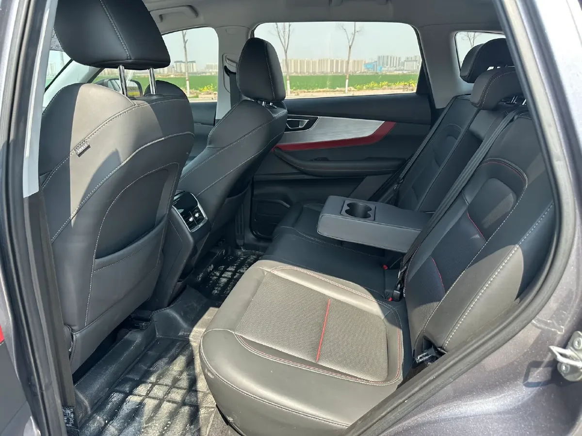 2022 Chery Tiggo 7 1.5T 156HP L4 CVT,autocango,china used car exporter,china ev exporter,chinese used car exporter,chinese used ev exporter