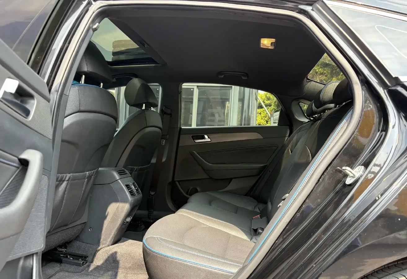 2018 Hyundai Sonata 2.0T 241HP L4 6AT,autocango,china used car exporter,china ev exporter,chinese used car exporter,chinese used ev exporter