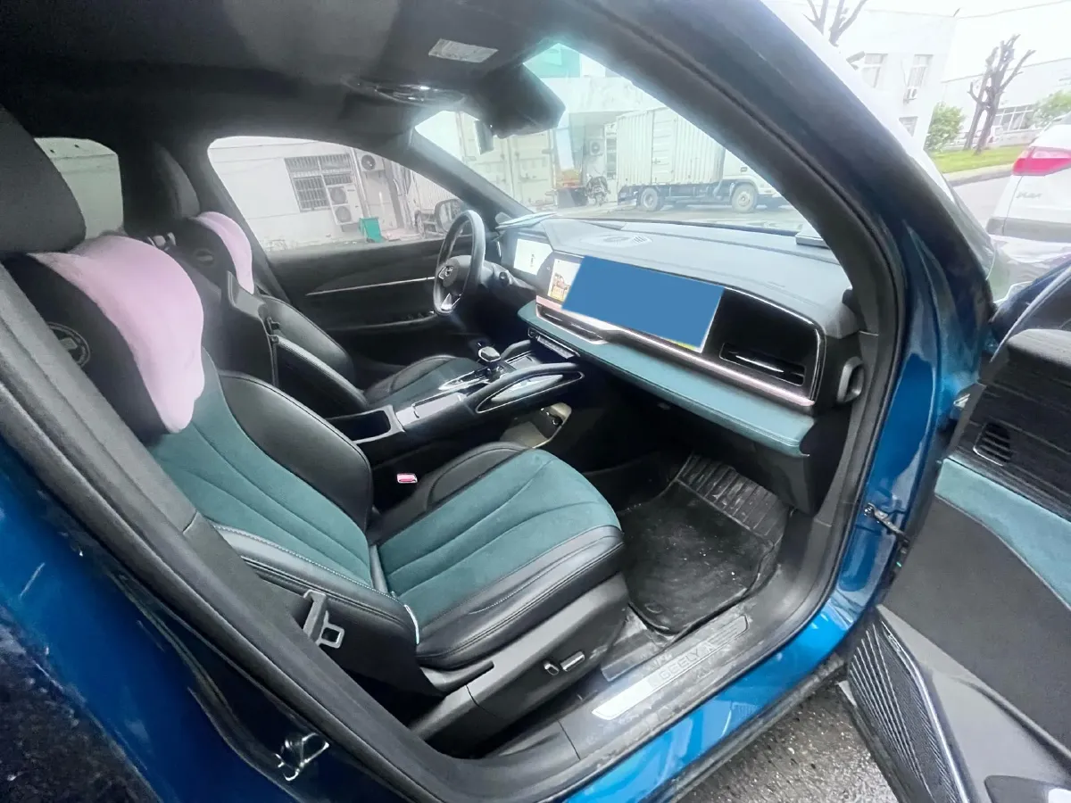 2023 Geely Monjaro 2.0T 238HP L4 8AT,autocango,china used car exporter,china ev exporter,chinese used car exporter,chinese used ev exporter