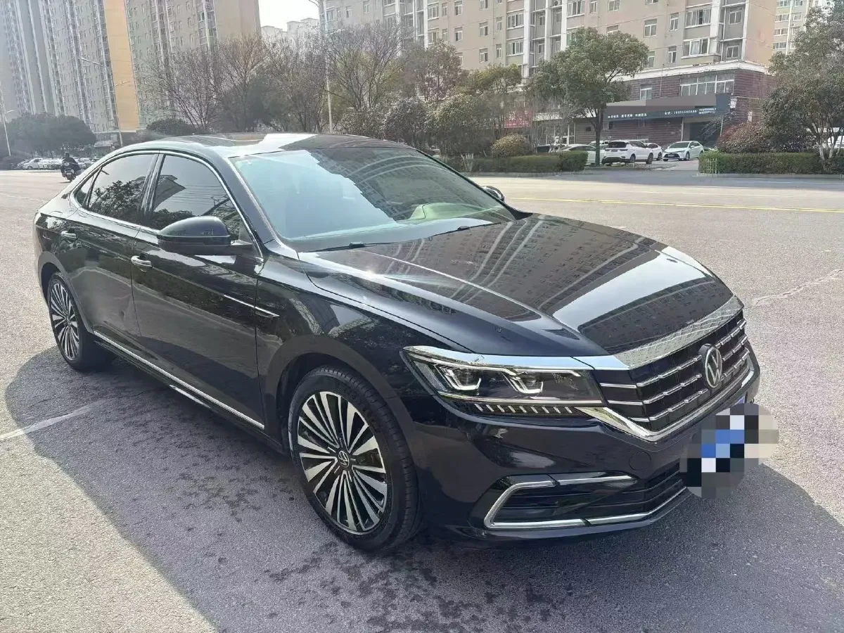 2021 Volkswagen Passat 2.0T 220HP L4 7DCT,autocango,china used car exporter,china ev exporter,chinese used car exporter,chinese used ev exporter
