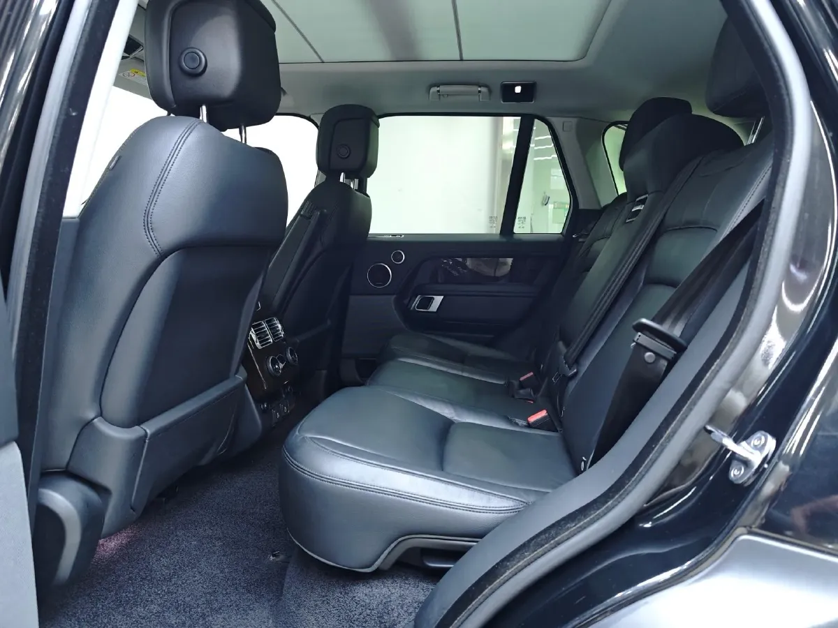 2021 Land Rover Range Rover 3.0T 360HP L6 8AT,autocango,china used car exporter,china ev exporter,chinese used car exporter,chinese used ev exporter