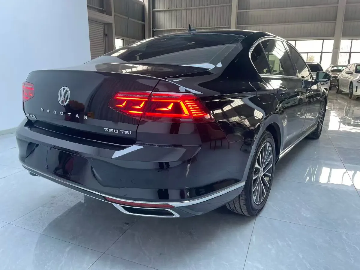 2019 Volkswagen Tayron 2.0T 186HP L4 7DCT,autocango,china used car exporter,china ev exporter,chinese used car exporter,chinese used ev exporter