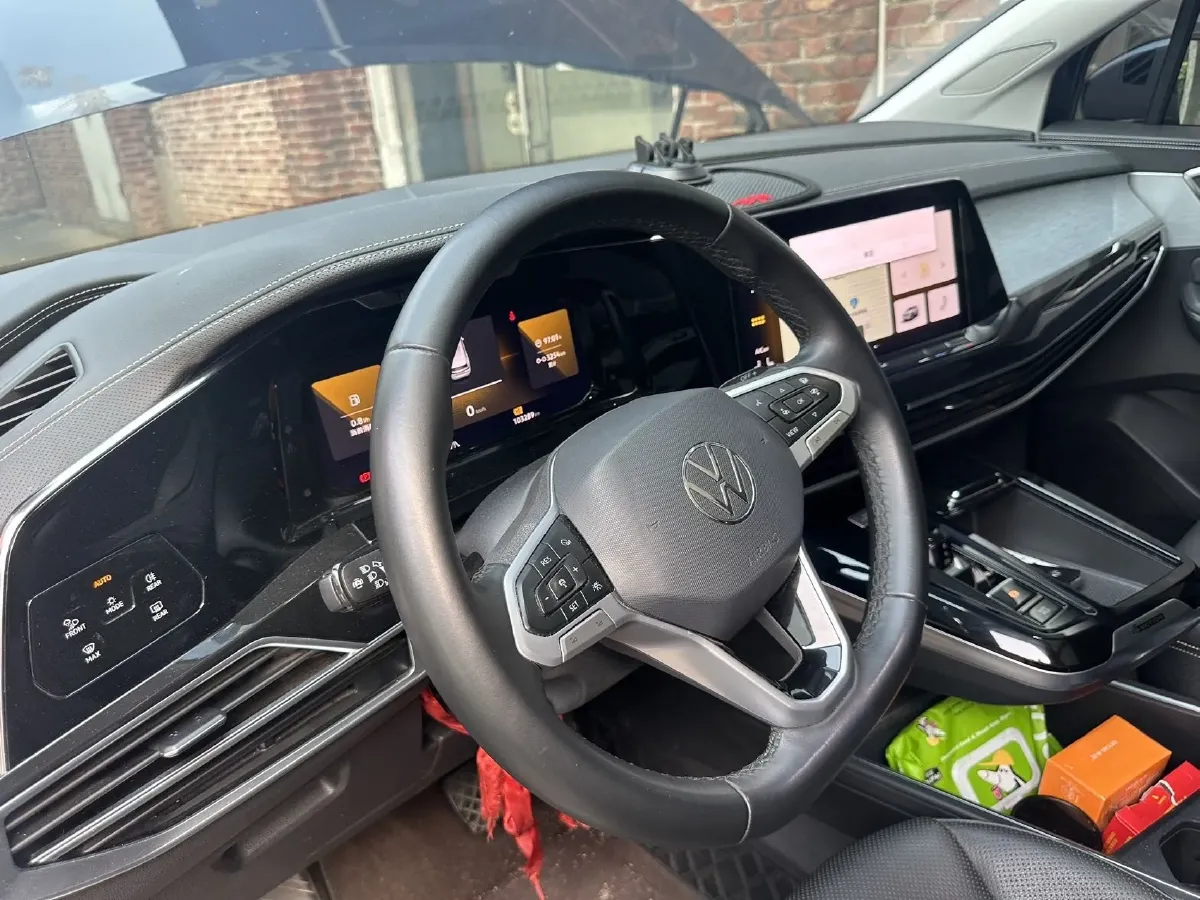 2023 Volkswagen Talagon 2.0T 220HP L4 7DCT,autocango,china used car exporter,china ev exporter,chinese used car exporter,chinese used ev exporter