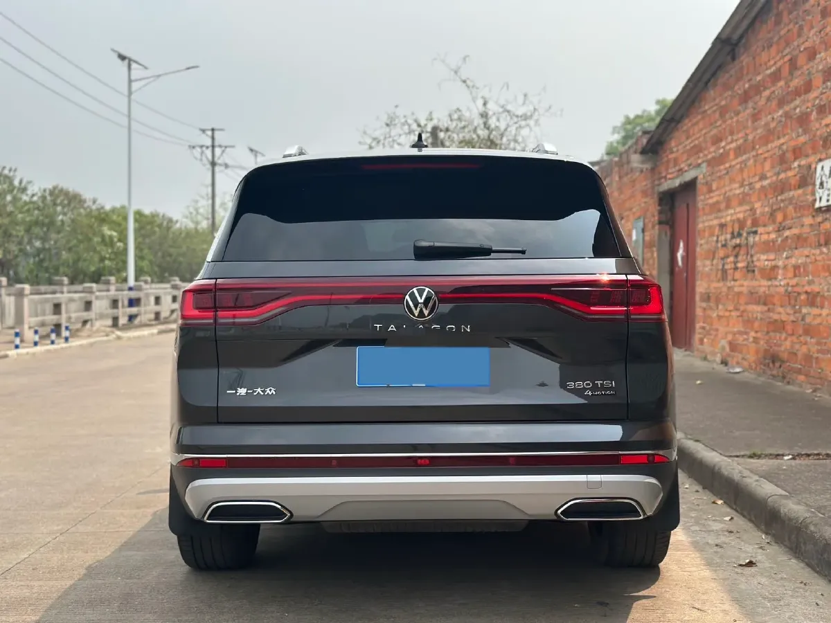 2023 Volkswagen Talagon 2.0T 220HP L4 7DCT,autocango,china used car exporter,china ev exporter,chinese used car exporter,chinese used ev exporter