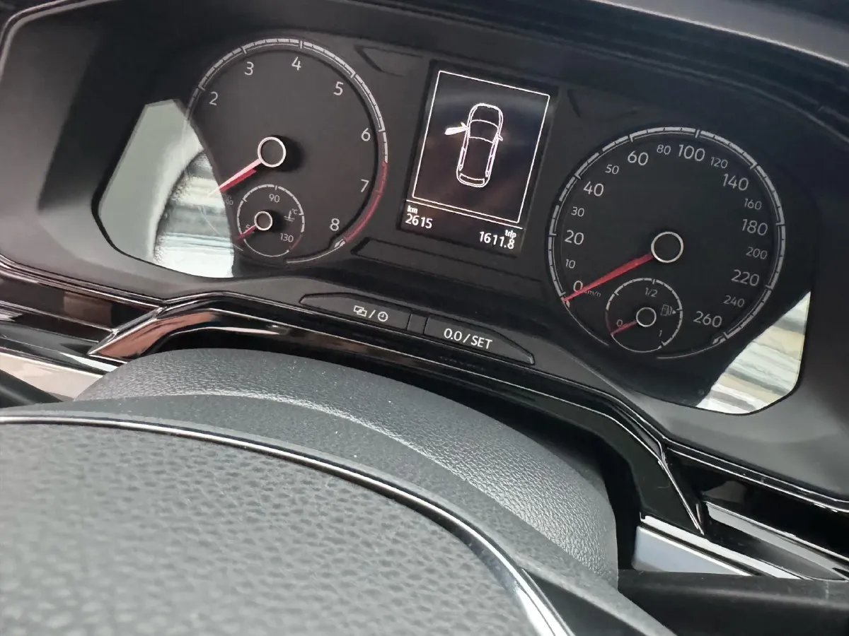 2023 Volkswagen Polo 1.5L 113HP L4 6AT,autocango,china used car exporter,china ev exporter,chinese used car exporter,chinese used ev exporter