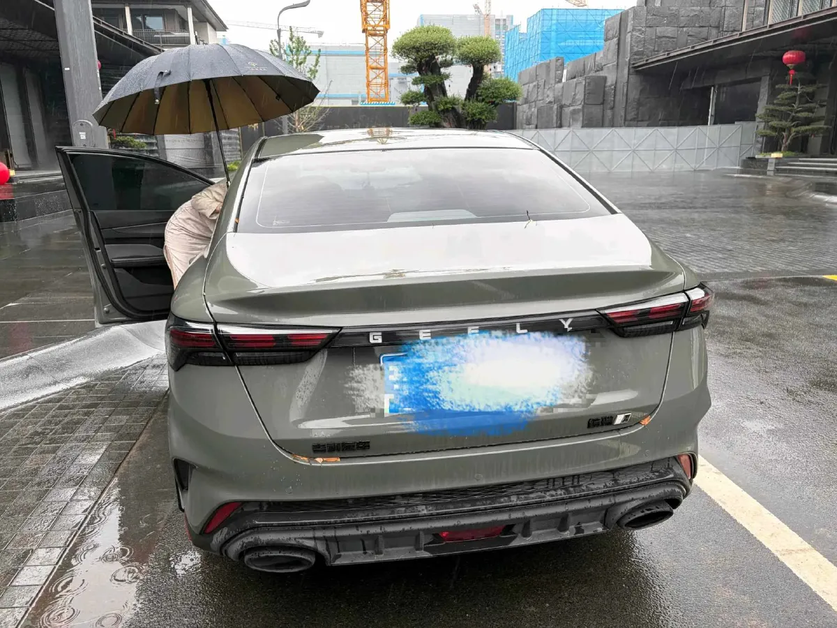 2022 Geely Binray 1.5T 181HP L4 7DCT,autocango,china used car exporter,china ev exporter,chinese used car exporter,chinese used ev exporter