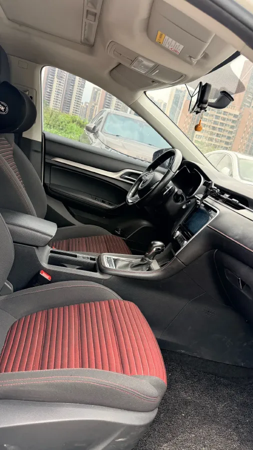 2019 MAXUS D60 1.5T 169HP L4 7DCT,autocango,china used car exporter,china ev exporter,chinese used car exporter,chinese used ev exporter