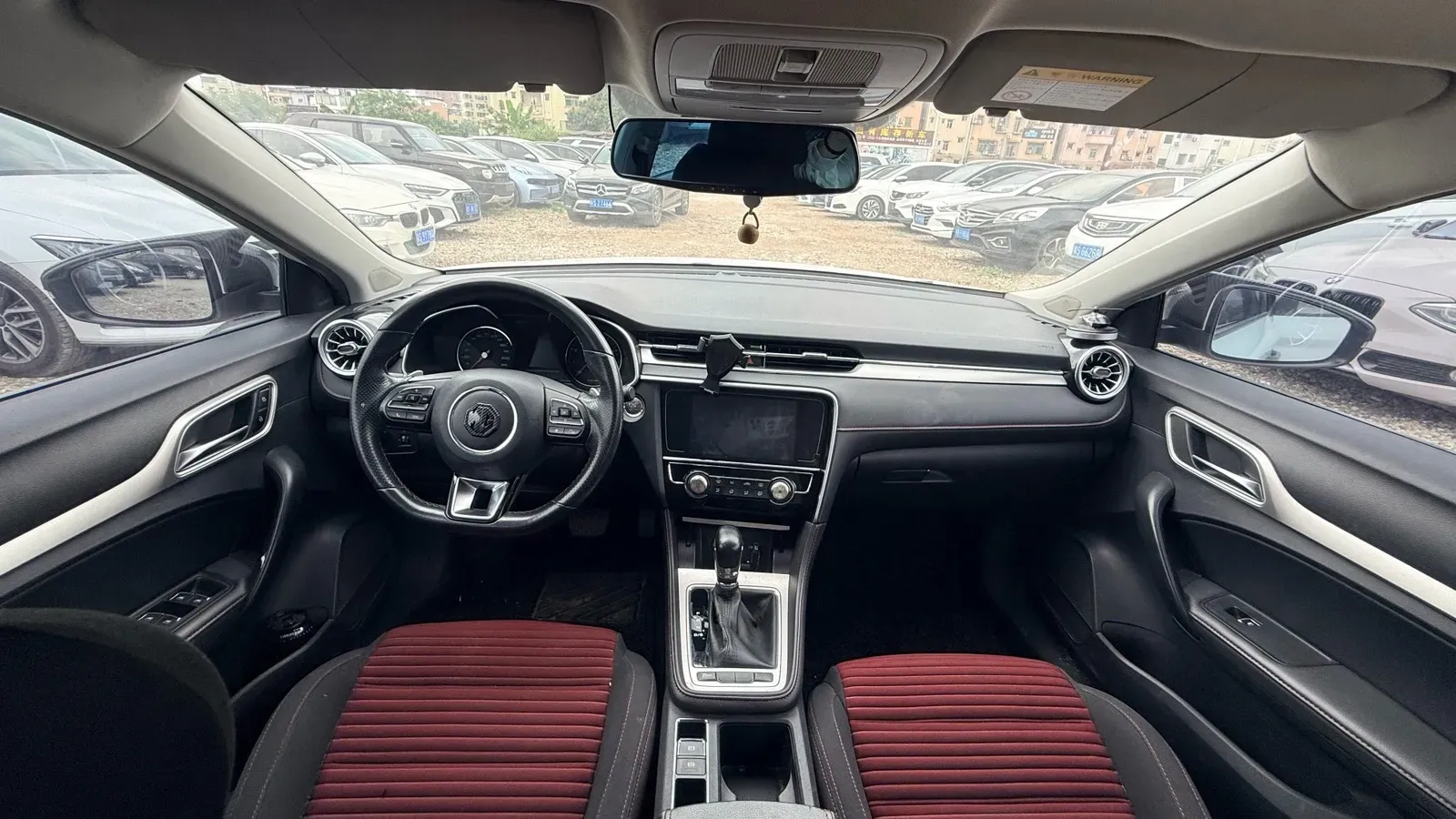 2019 MAXUS D60 1.5T 169HP L4 7DCT,autocango,china used car exporter,china ev exporter,chinese used car exporter,chinese used ev exporter