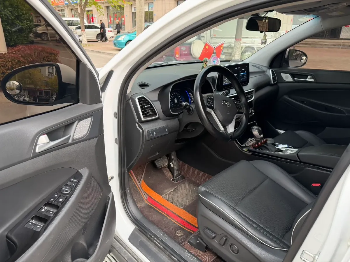 2020 Hyundai Tucson 1.6T 177HP L4 7DCT,autocango,china used car exporter,china ev exporter,chinese used car exporter,chinese used ev exporter