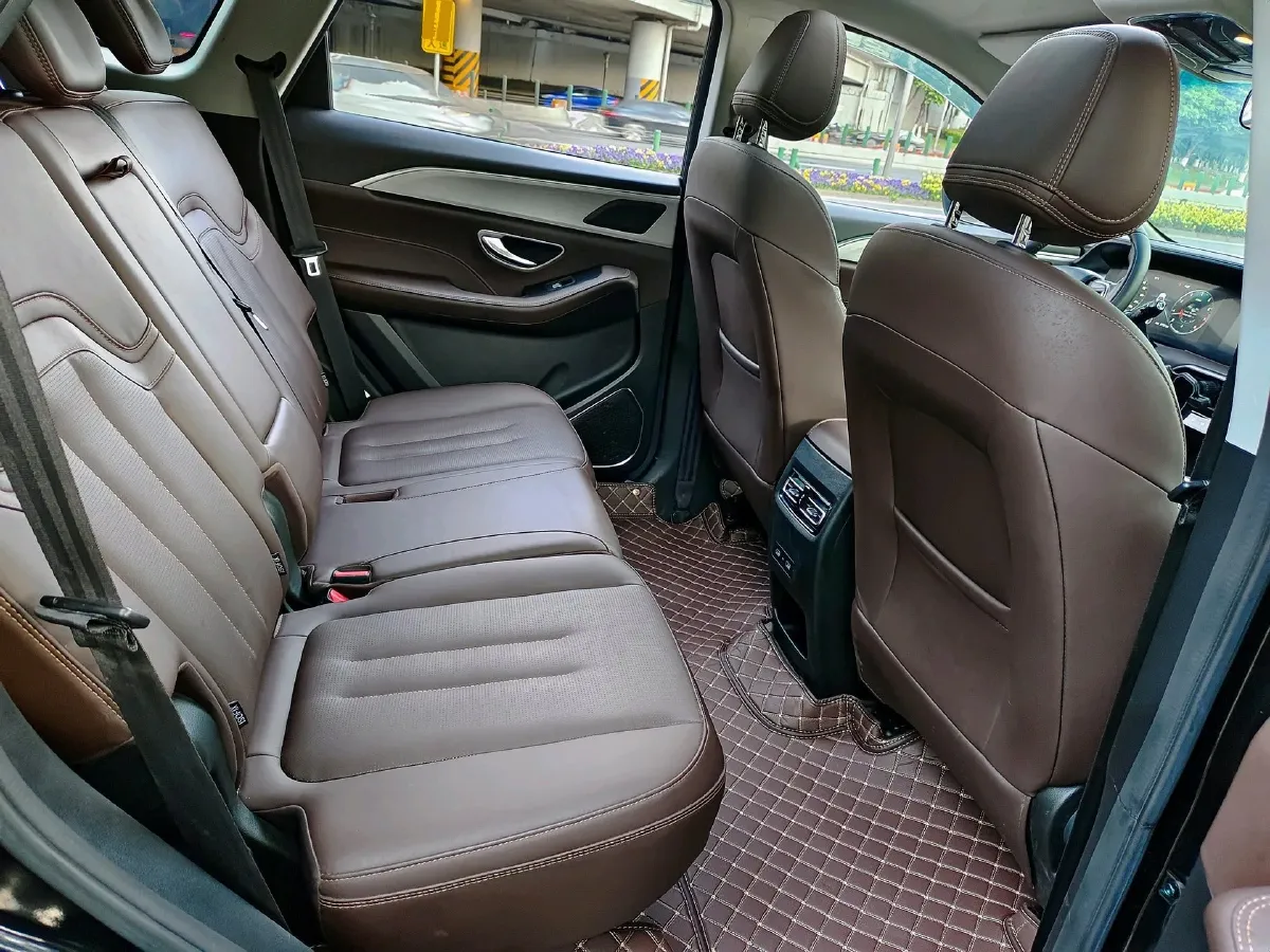 2023 Jetour X95 1.6T 197HP L4 7DCT,autocango,china used car exporter,china ev exporter,chinese used car exporter,chinese used ev exporter