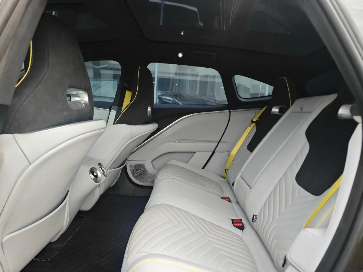 2024 Avatr 11 BEV 90KWH,autocango,china used car exporter,china ev exporter,chinese used car exporter,chinese used ev exporter