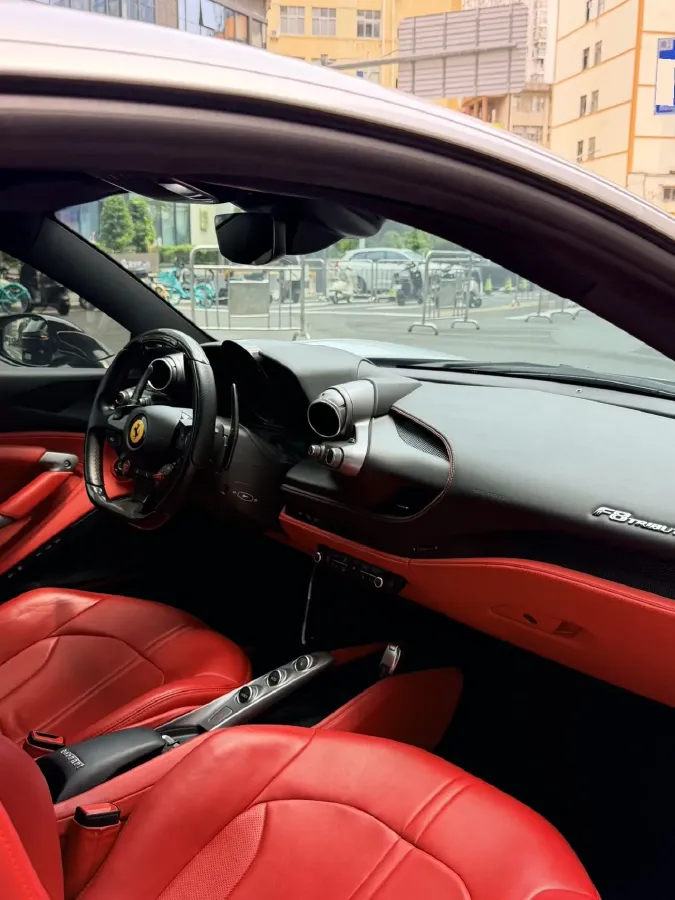 2019 Aston Martin DB11 5.2T 639HP V12 8AT,autocango,china used car exporter,china ev exporter,chinese used car exporter,chinese used ev exporter