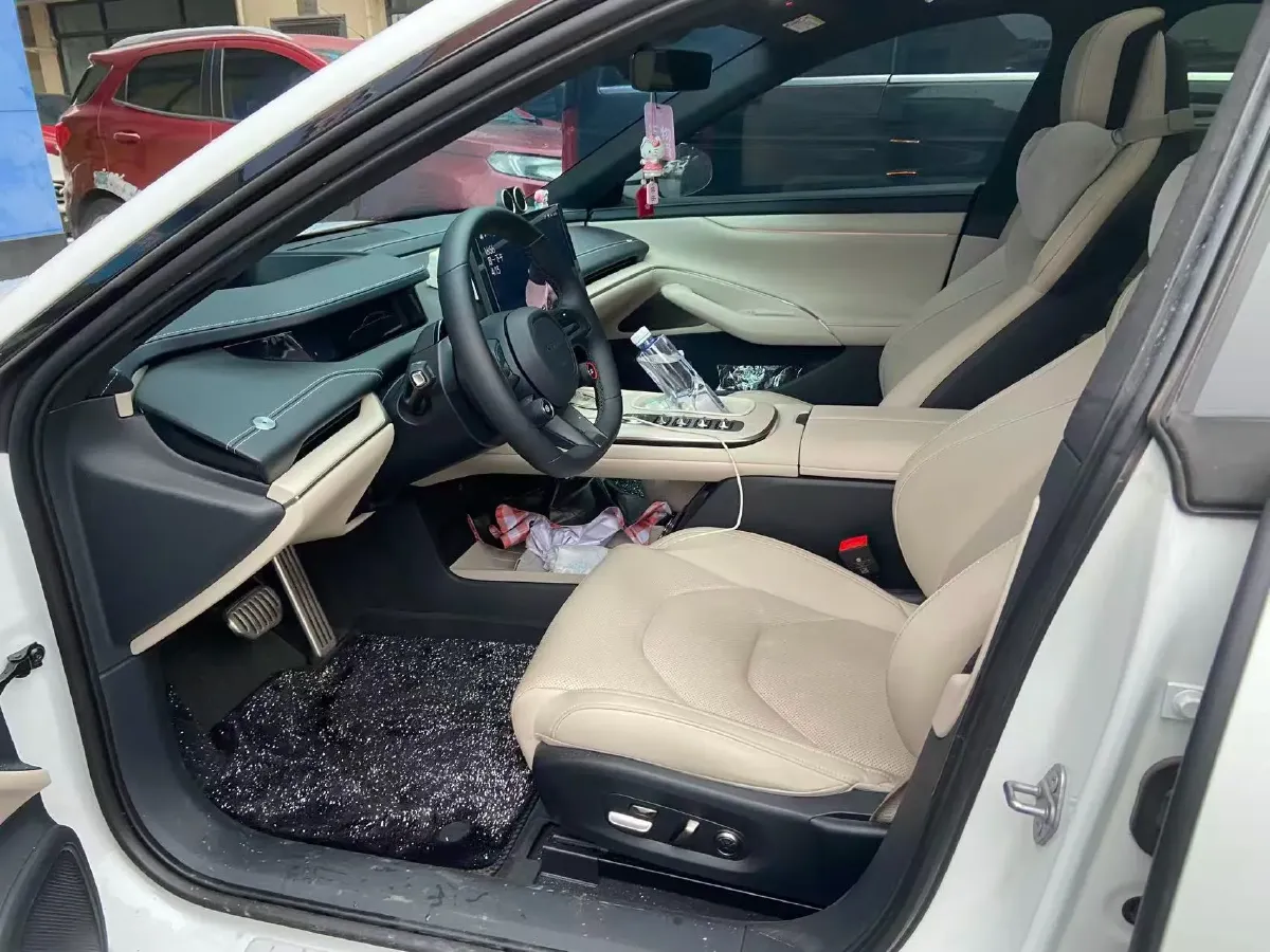 2024 MI SU7 BEV 101KWH,autocango,china used car exporter,china ev exporter,chinese used car exporter,chinese used ev exporter