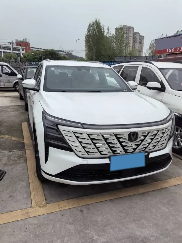 2025 ChangAn CS75 Plus 1.5T 192HP L4 8AT,autocango,china used car exporter,china ev exporter,chinese used car exporter,chinese used ev exporter