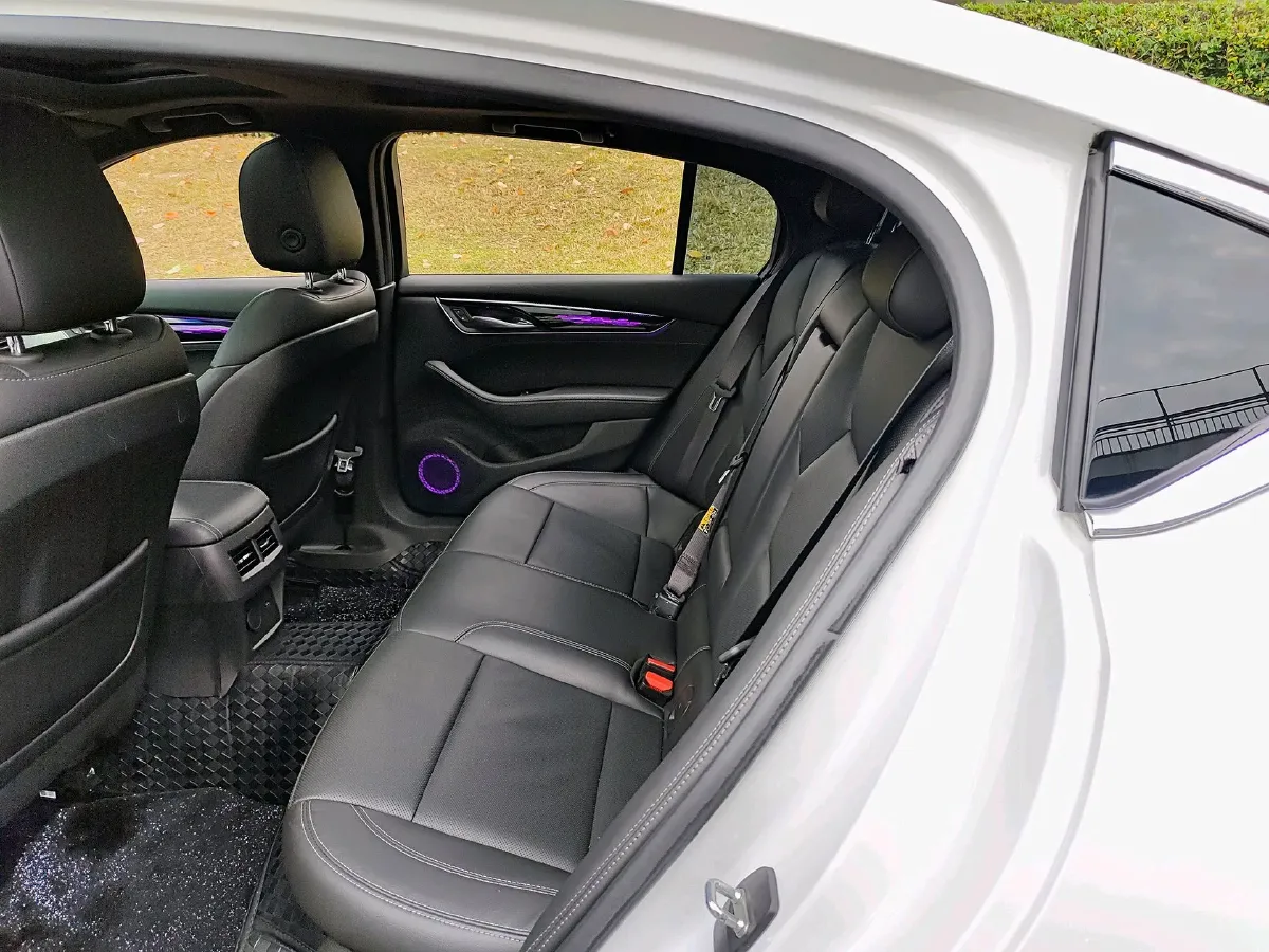 2022 Cadillac CT5 2.0T 237HP L4 10AT,autocango,china used car exporter,china ev exporter,chinese used car exporter,chinese used ev exporter