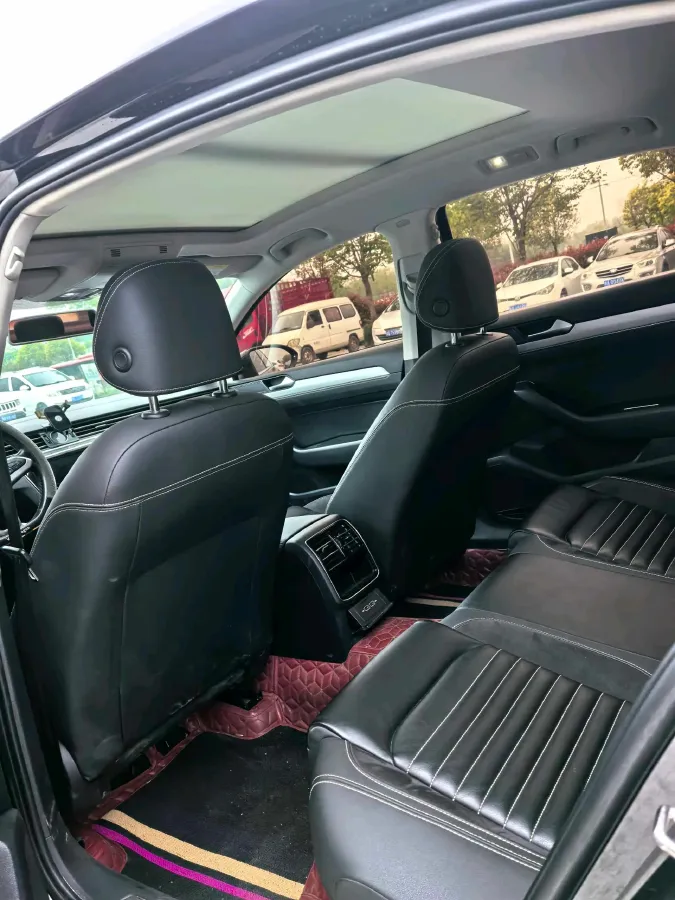 2020 Volkswagen Magotan 1.4T 150HP L4 7DCT,autocango,china used car exporter,china ev exporter,chinese used car exporter,chinese used ev exporter