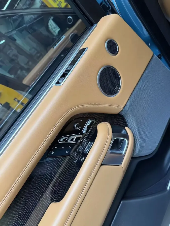 2021 Land Rover Range Rover 3.0T 400HP L6 8AT,autocango,china used car exporter,china ev exporter,chinese used car exporter,chinese used ev exporter