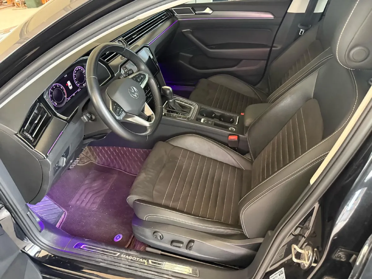 2020 Volkswagen Magotan 2.0T 186HP L4 7DCT,autocango,china used car exporter,china ev exporter,chinese used car exporter,chinese used ev exporter