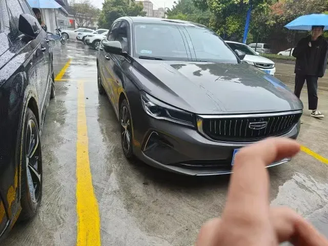 2022 Geely Emgrand 1.5L 114HP L4 CVT,autocango,china used car exporter,china ev exporter,chinese used car exporter,chinese used ev exporter