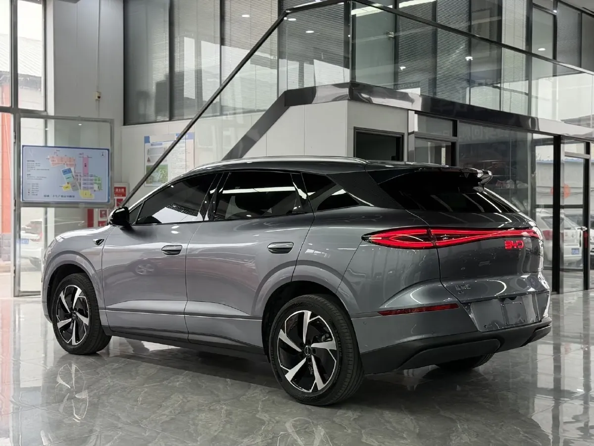 2025 LanDian E5 PLUS 1.5L 95HP L4 E-CVT PHEV,autocango,china used car exporter,china ev exporter,chinese used car exporter,chinese used ev exporter