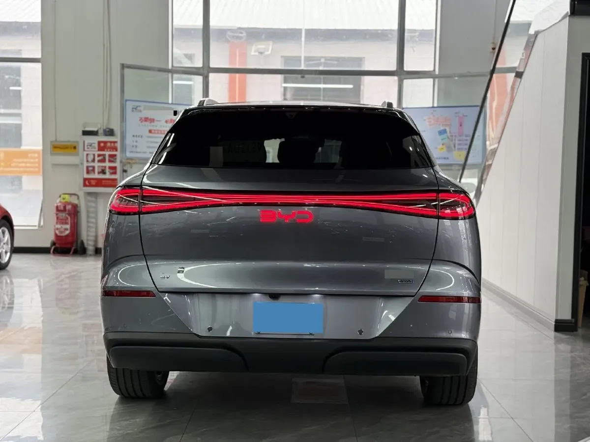 2025 LanDian E5 PLUS 1.5L 95HP L4 E-CVT PHEV,autocango,china used car exporter,china ev exporter,chinese used car exporter,chinese used ev exporter