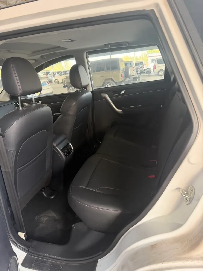 2019 Haval M6 1.5T 150HP L4 7DCT,autocango,china used car exporter,china ev exporter,chinese used car exporter,chinese used ev exporter