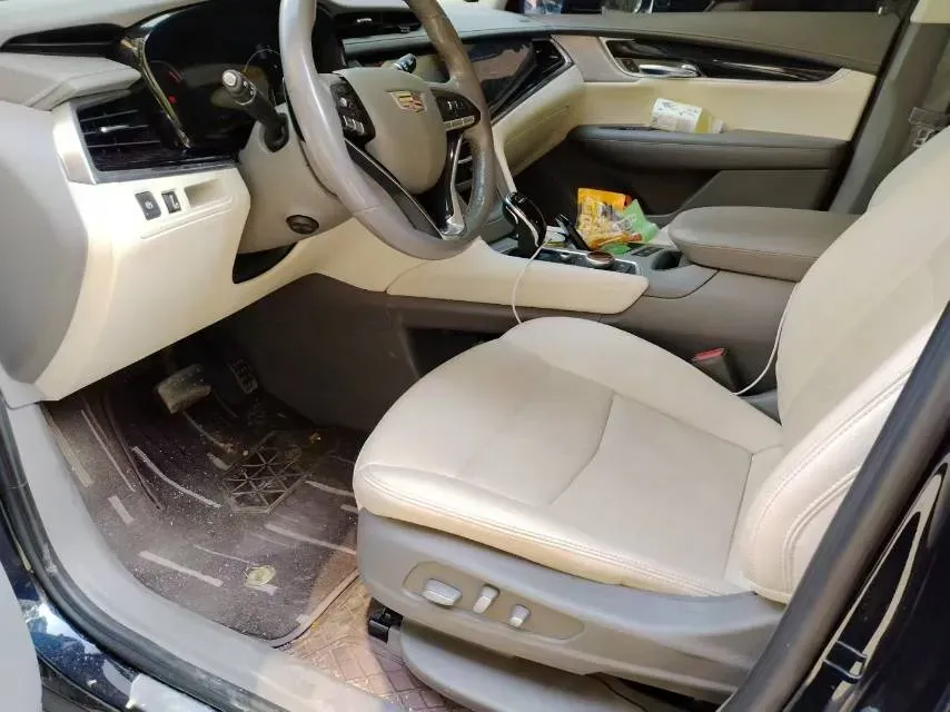 2022 Cadillac XT6 2.0T 237HP L4 9AT,autocango,china used car exporter,china ev exporter,chinese used car exporter,chinese used ev exporter