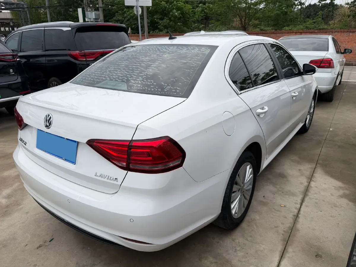 2021 Volkswagen Lavida 1.5L 113HP L4 6AT,autocango,china used car exporter,china ev exporter,chinese used car exporter,chinese used ev exporter