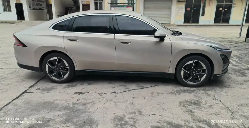 2024 WuLing XingGuangS BEV 60KWH,autocango,china used car exporter,china ev exporter,chinese used car exporter,chinese used ev exporter