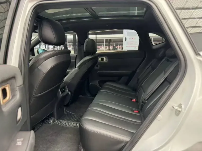 2024 WuLing XingGuangS BEV 60KWH,autocango,china used car exporter,china ev exporter,chinese used car exporter,chinese used ev exporter