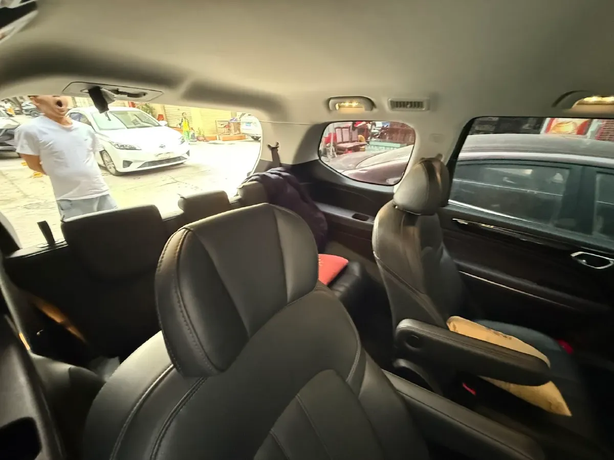 2025 GAC Trumpchi M6 1.5T 177HP L4 7DCT,autocango,china used car exporter,china ev exporter,chinese used car exporter,chinese used ev exporter