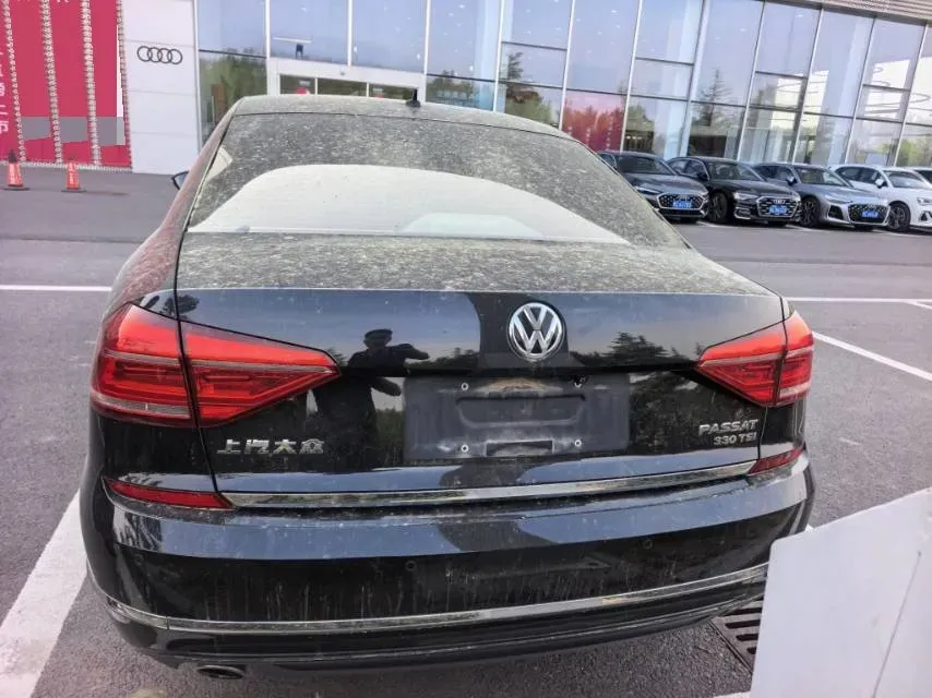 2017 Volkswagen Passat 1.8T 180HP L4 7DCT,autocango,china used car exporter,china ev exporter,chinese used car exporter,chinese used ev exporter