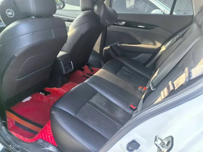 2021 DongFeng Aeolus YiXuan 1.5T 150HP L4 6DCT,autocango,china used car exporter,china ev exporter,chinese used car exporter,chinese used ev exporter