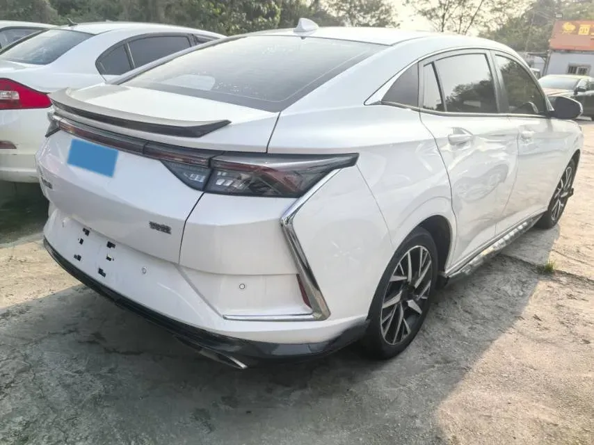 2021 DongFeng Aeolus YiXuan 1.5T 150HP L4 6DCT,autocango,china used car exporter,china ev exporter,chinese used car exporter,chinese used ev exporter