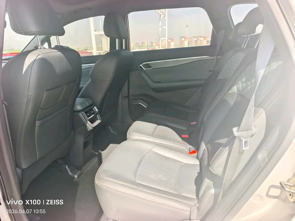 2023 Geely Okavango L 2.0T 218HP L4 7DCT,autocango,china used car exporter,china ev exporter,chinese used car exporter,chinese used ev exporter