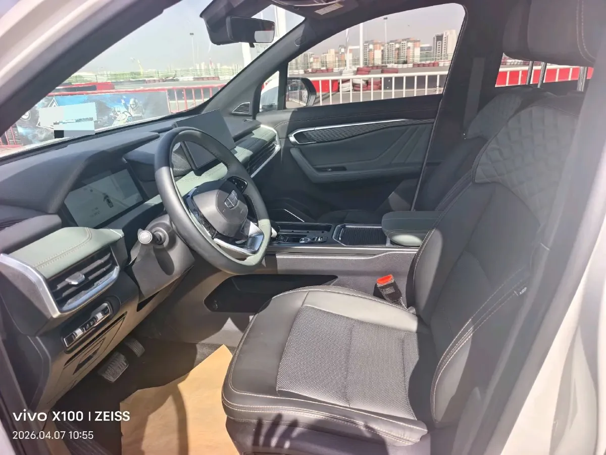 2023 Geely Okavango L 2.0T 218HP L4 7DCT,autocango,china used car exporter,china ev exporter,chinese used car exporter,chinese used ev exporter