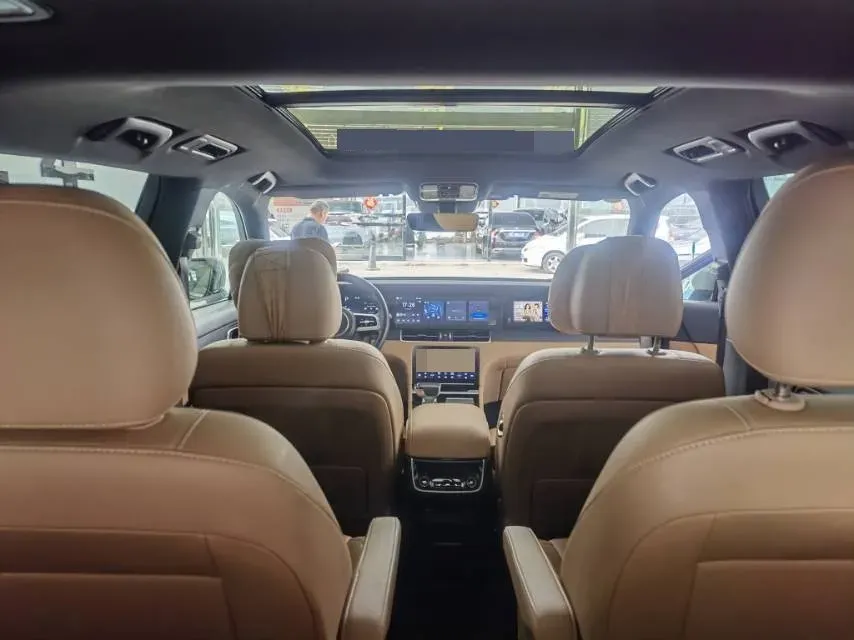 2021 Li ONE Range Extended 131HP REEV 40.5KWH,autocango,china used car exporter,china ev exporter,chinese used car exporter,chinese used ev exporter