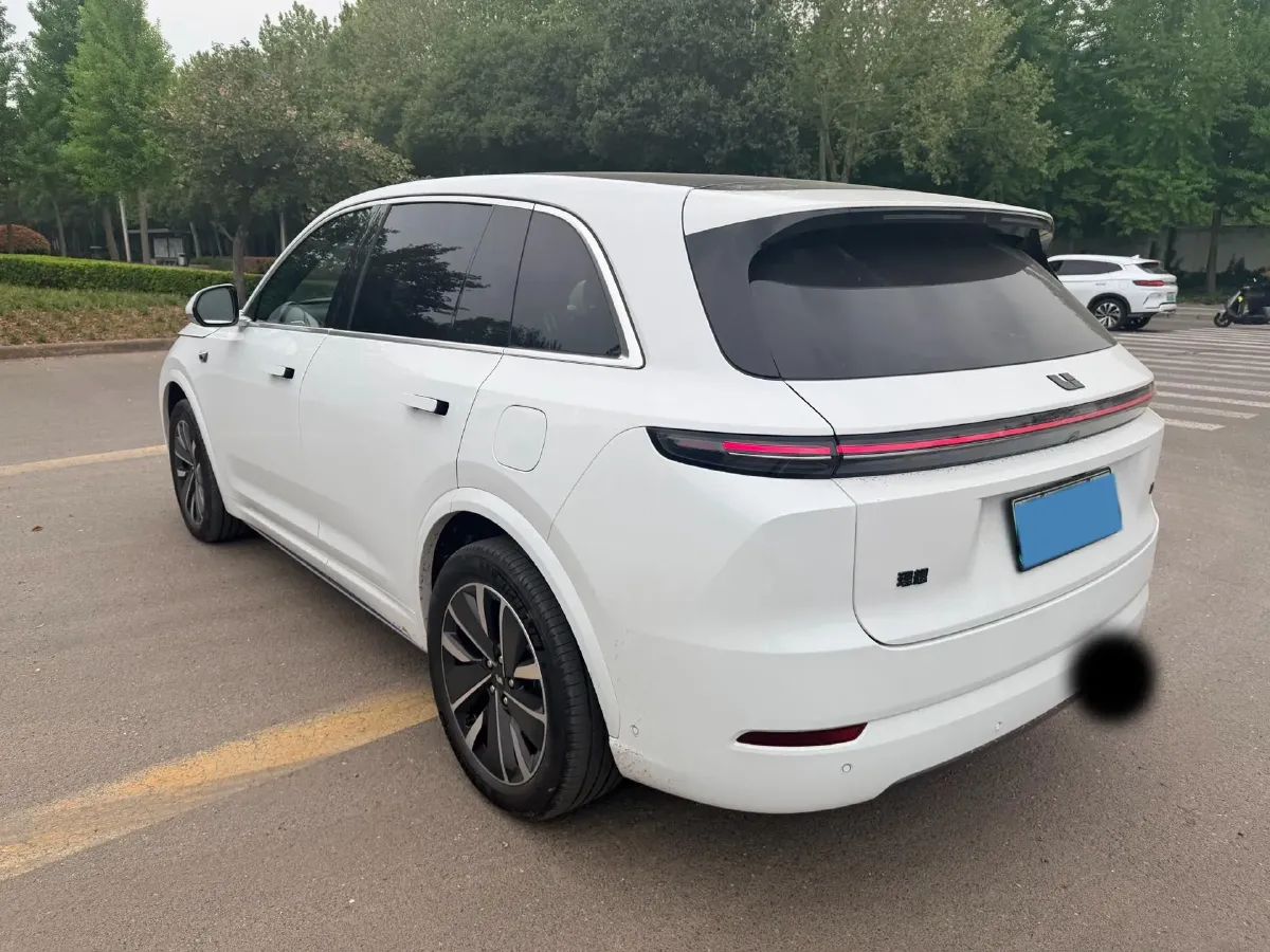 2025 Li L7 Range Extended 154HP REEV,autocango,china used car exporter,china ev exporter,chinese used car exporter,chinese used ev exporter