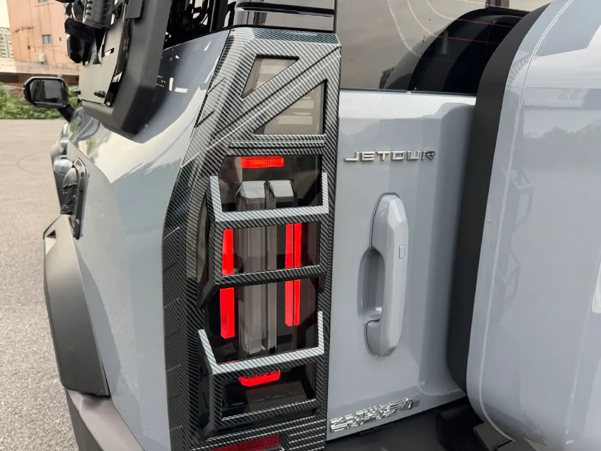 2023 Jetour Traveller 2.0T 254HP L4 7DCT,autocango,china used car exporter,china ev exporter,chinese used car exporter,chinese used ev exporter